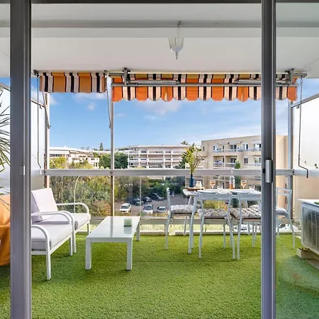 Joli Grand Terrasse Lit 180x200 Vue 10min Plages Appartamento